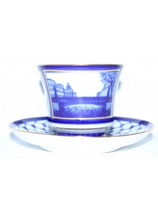 Cup and Saucer pic. Potseluev (Kissing) Bridge, Form Banquet