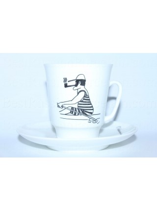 Cup and Saucer pic. In The Boat (Alexander Shirvindt), Form May